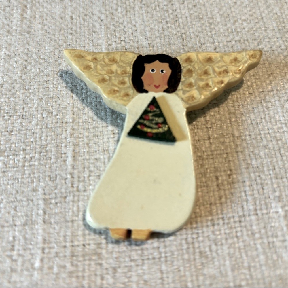 Wood Christmas Angel Pin/Brooch